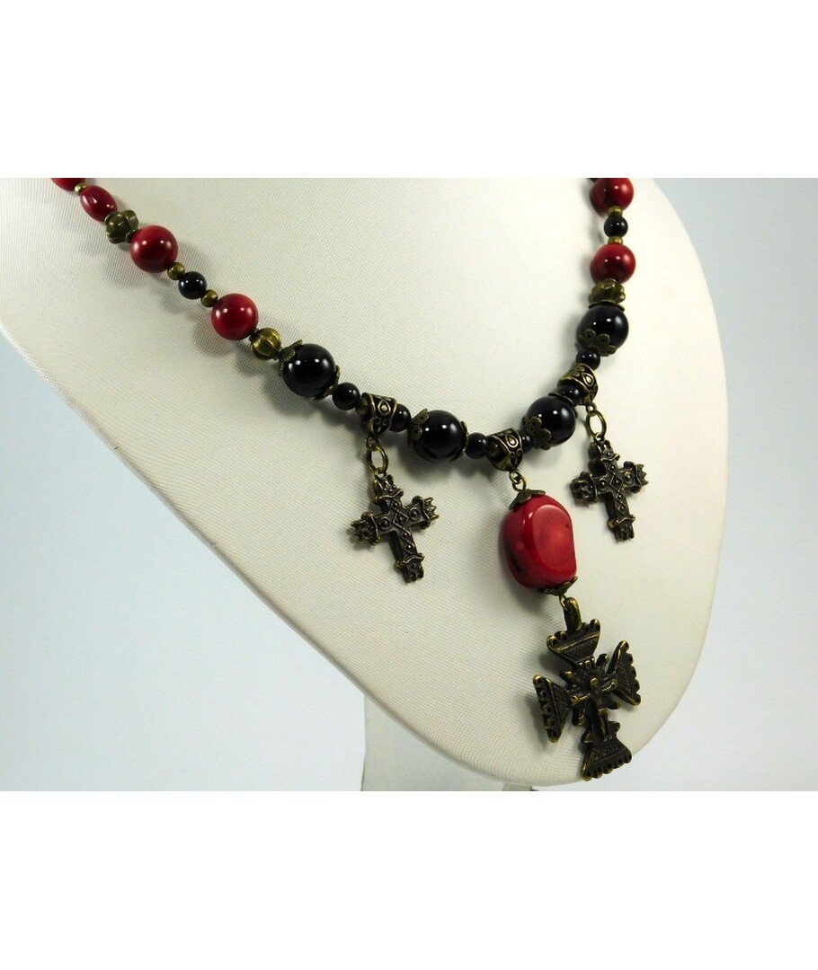 Exclusive necklace made of Coral "Maria", Agate ("Ethnica" Collection)