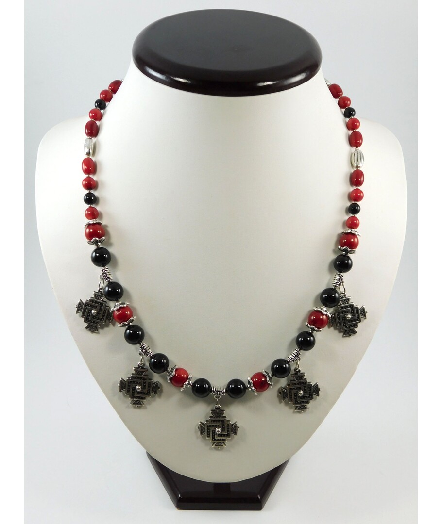 Exclusive necklace "Solaris" Coral