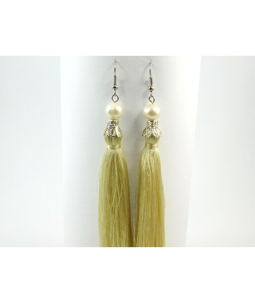 Exclusive pearl tassel earrings