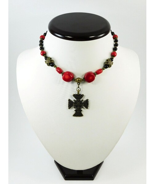 Exclusive Coral Necklace "Duchess 2"