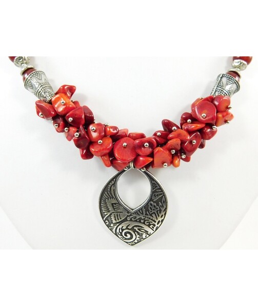 Exclusive necklace "Mikorason" Coral ("Ethnica" Collection)