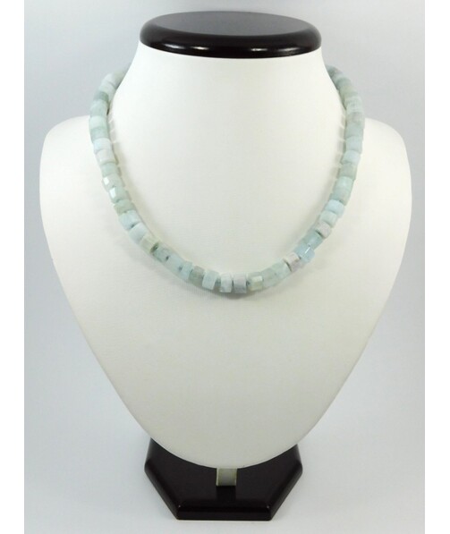 Aquamarine faceted necklace