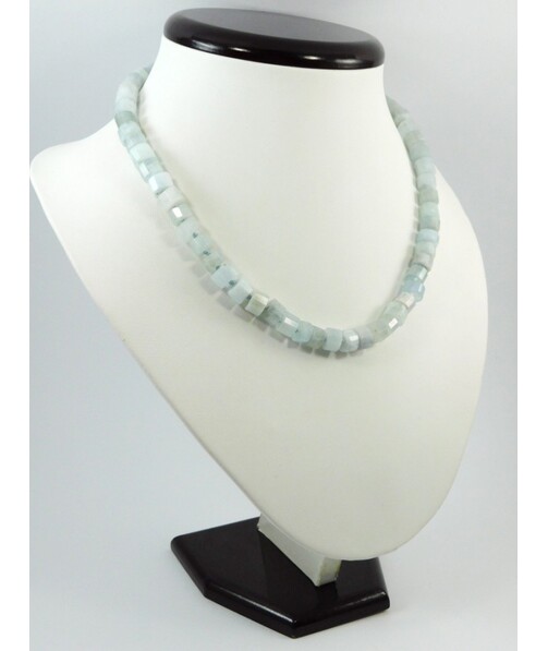 Aquamarine faceted necklace