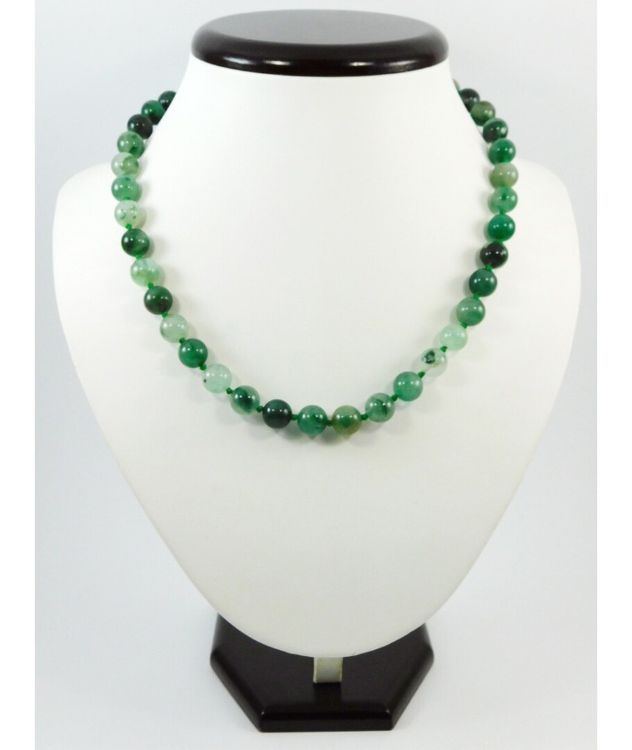 Chalcedony necklace green 10 mm