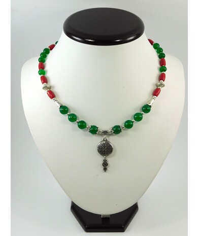 Exclusive necklace "Green Flame" Chrysoprase