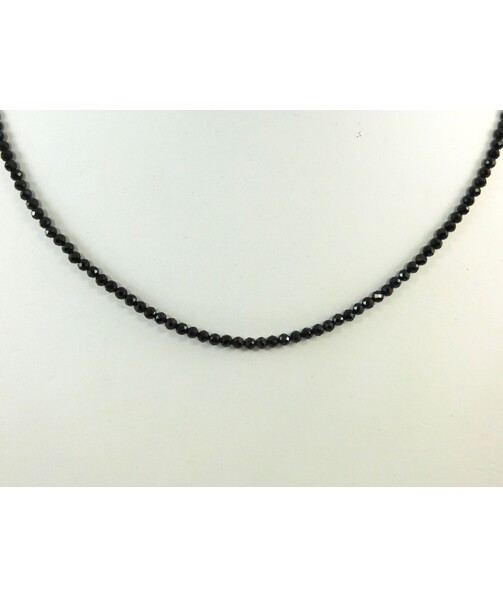 Spinel face necklace 3mm.														