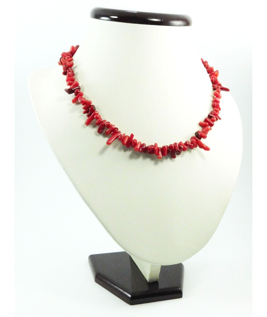 Red needle coral necklace