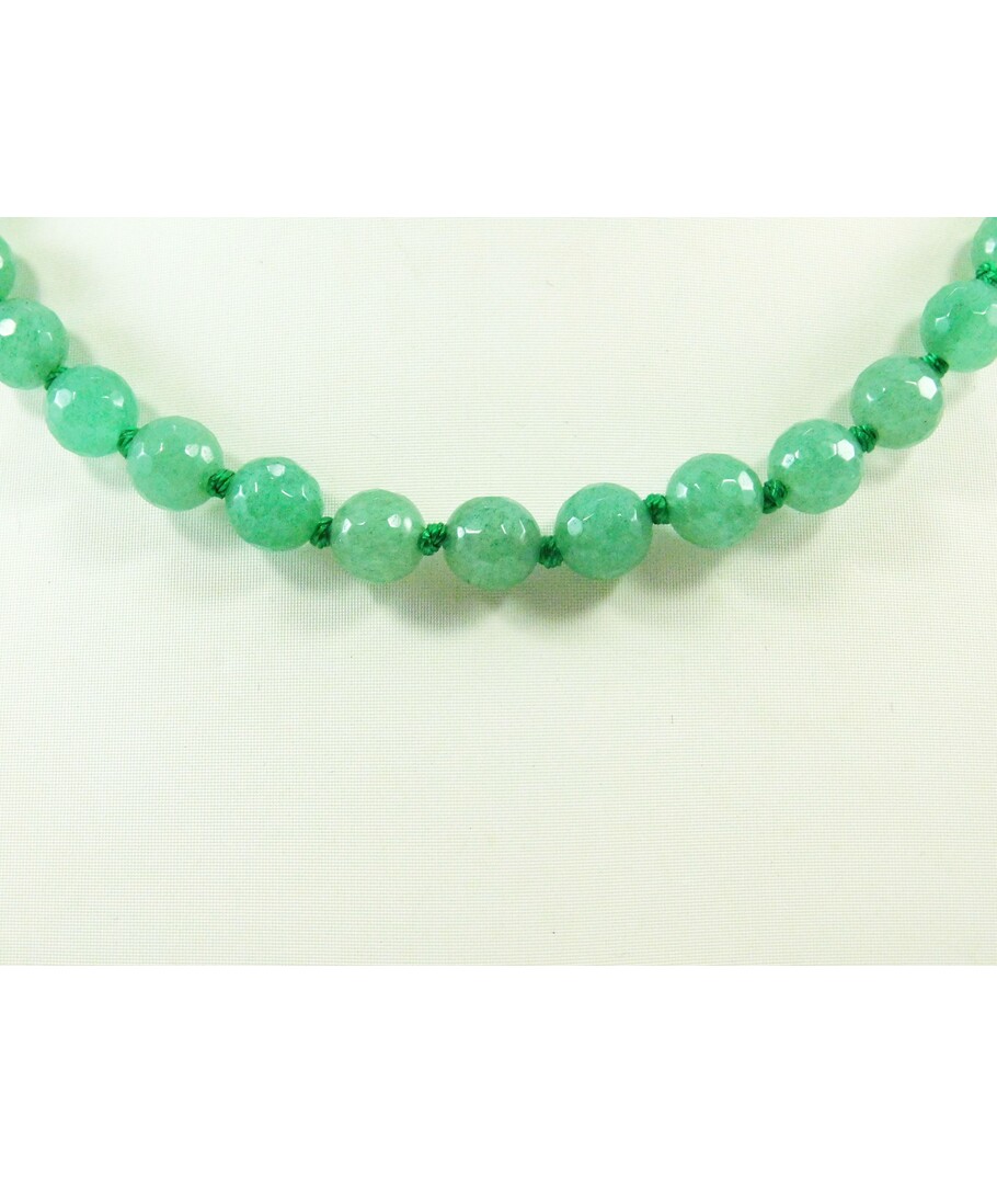 Jade necklace 8 mm facet