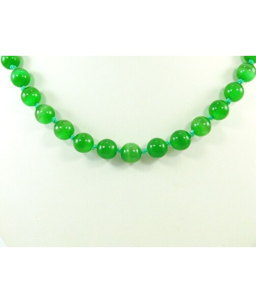 Green cat's eye necklace