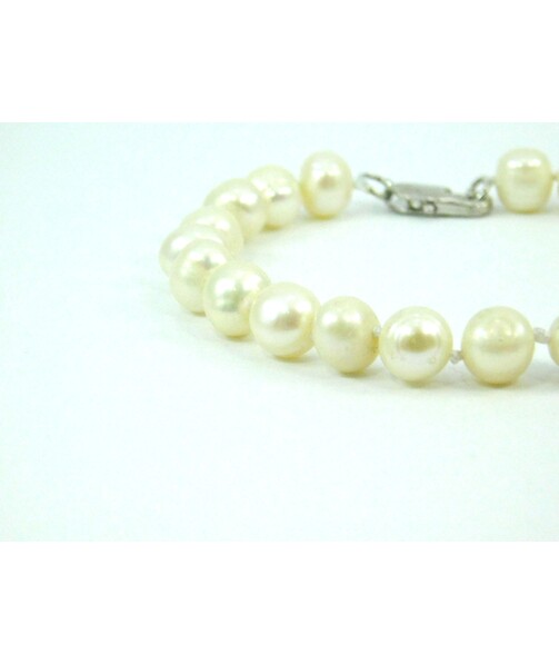 Bracelet made of pearls 6 mm cream