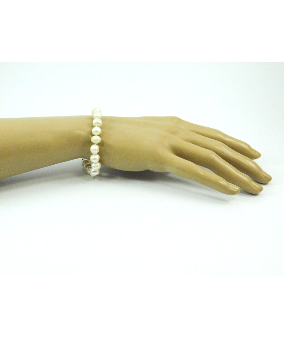 Bracelet made of pearls 6 mm cream