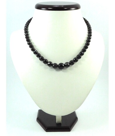 Garnet facet necklace for enlargement