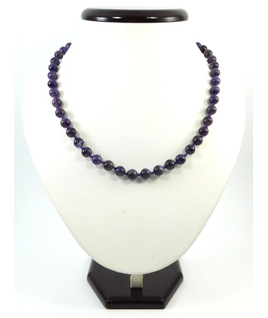 Amethyst necklace 8 mm.