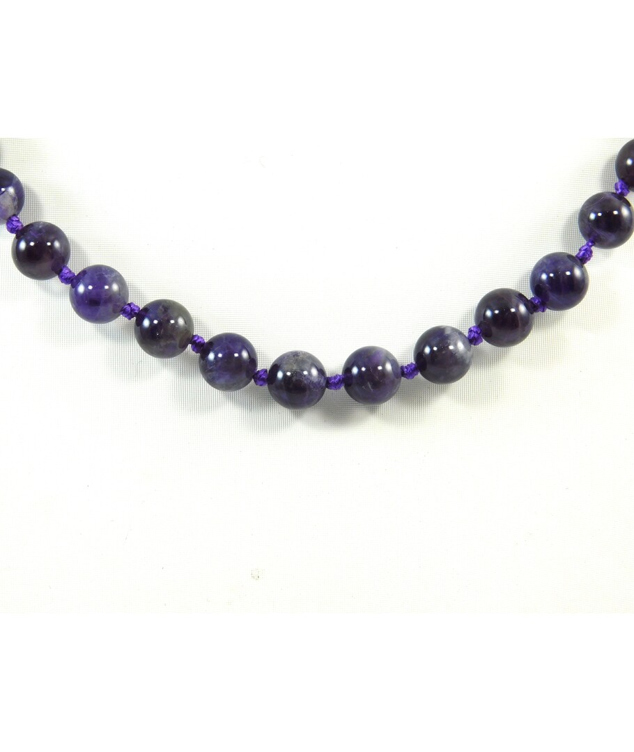 Amethyst necklace 8 mm.