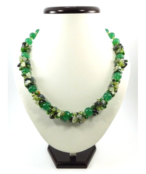 Exclusive Chrysoprase necklace ("Colors" Collection)