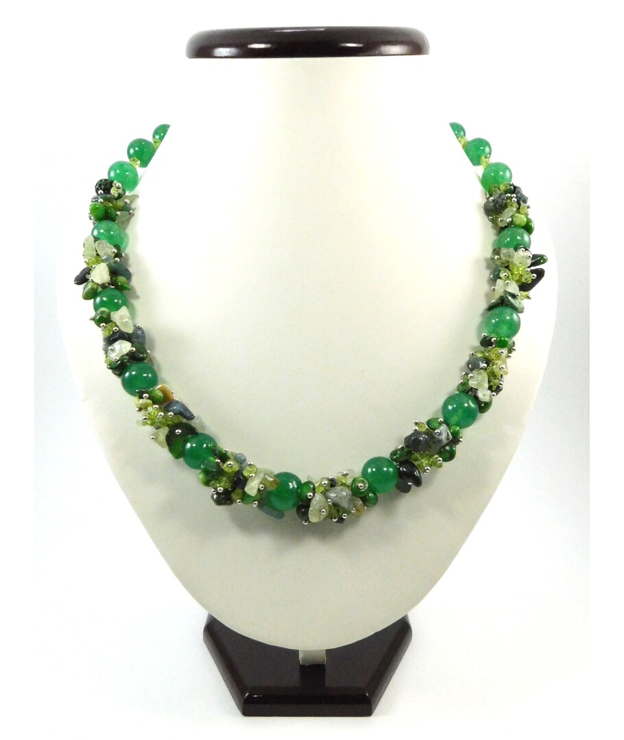 Exclusive Chrysoprase necklace ("Colors" Collection)