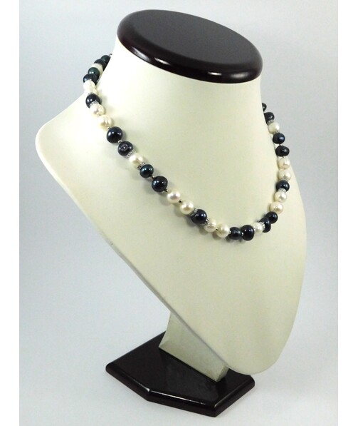 Exclusive necklace "Pearl of the Nile"