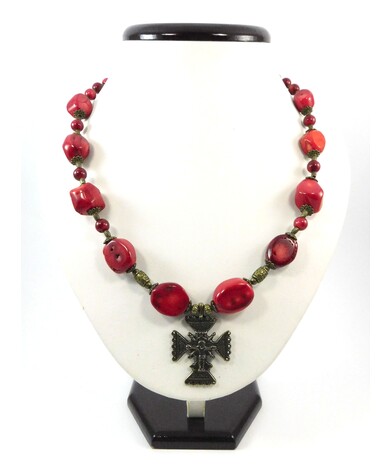 Exclusive coral necklace (Collection "Ethnic")