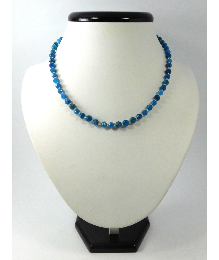 Apatite necklace 8 mm facet