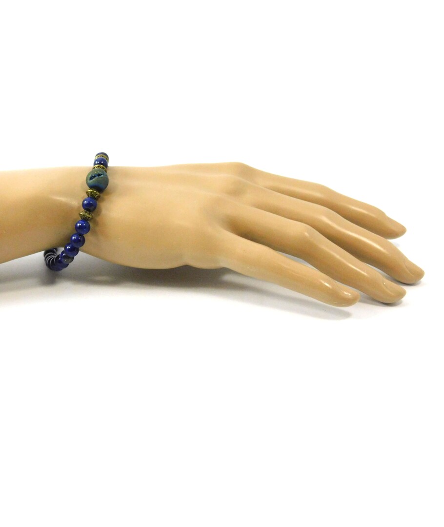 Agate druse bracelet, lapis lazuli