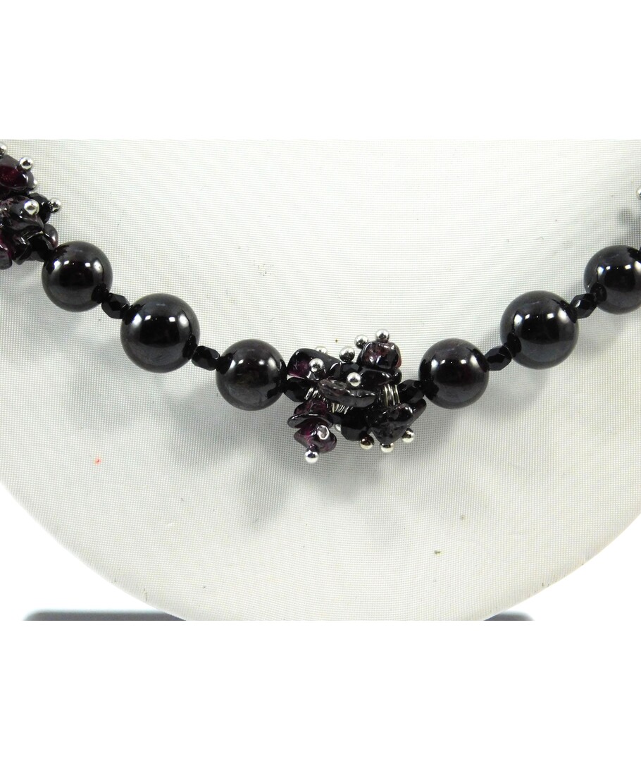 Exclusive necklace "Bordolino 4" Garnet