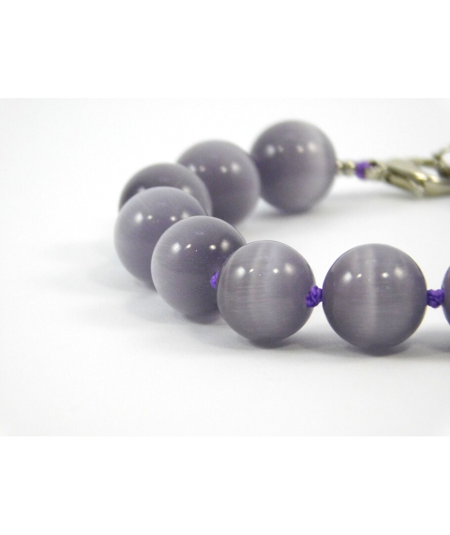 Exclusive cat's eye bracelet