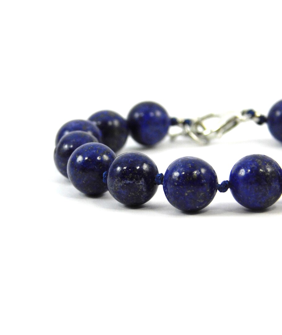 Exclusive lapis lazuli bracelet