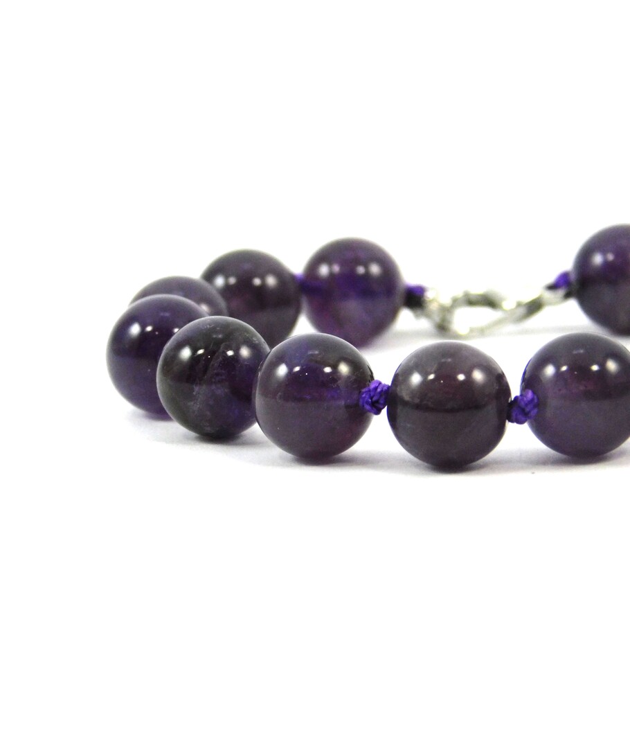 Amethyst sphere bracelet