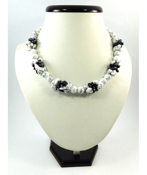 Exclusive necklace "Marble Kahalong"