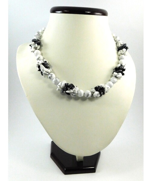 Exclusive necklace "Marble Kahalong"