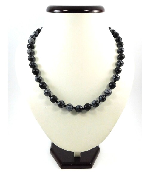 Exclusive obsidian necklace