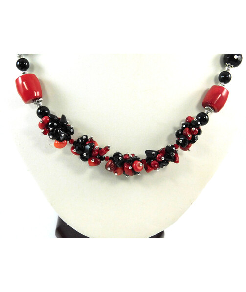 Exclusive necklace "Coral extravaganza" Coral (Collection "Colors")