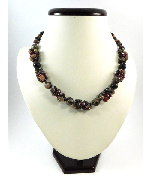 Exclusive necklace "Rhodonite Valley"