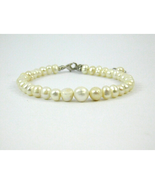 Exclusive bracelet "Pearls"