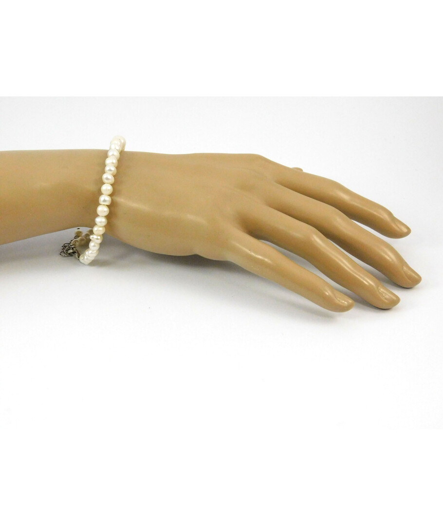 Exclusive bracelet "Pearls"