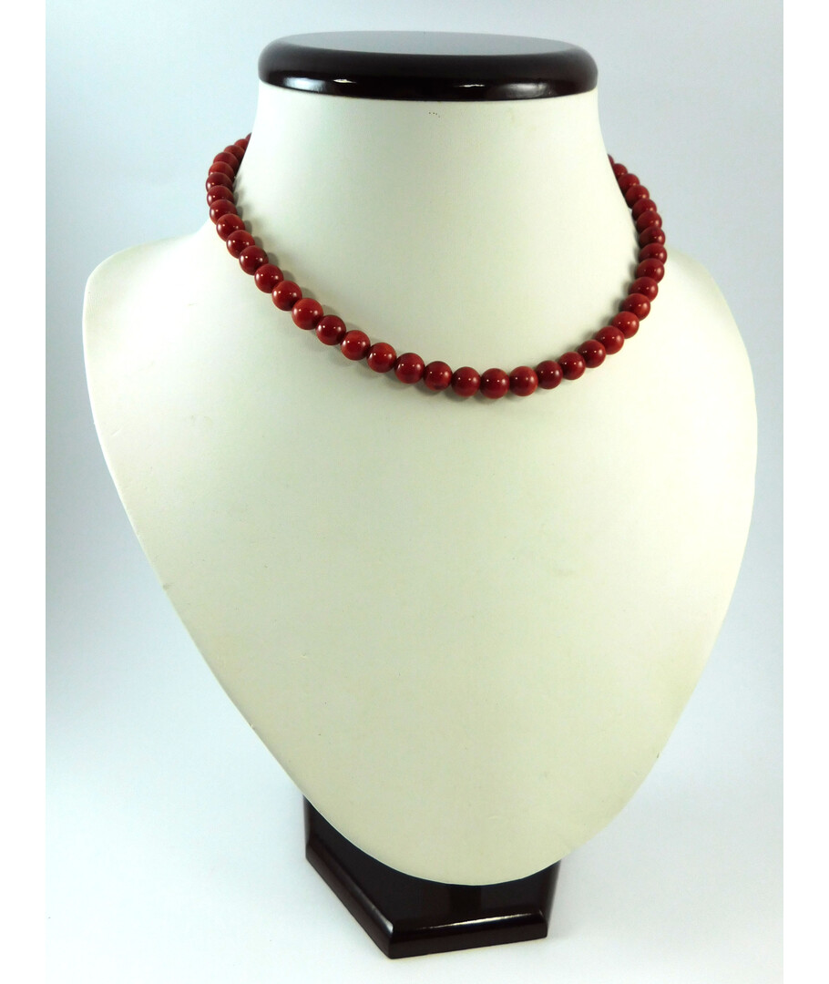 Coral layer necklace