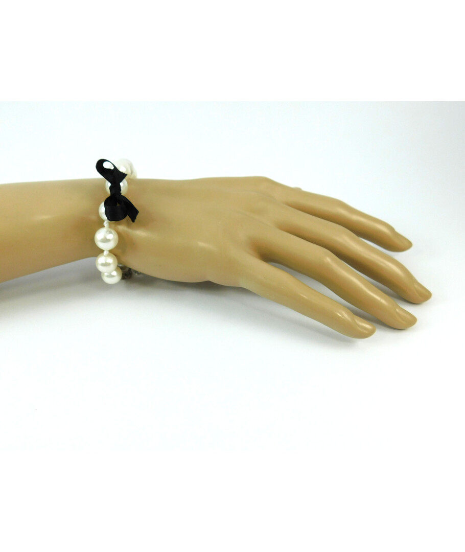 Exclusive bracelet "Black bow" Mallorca