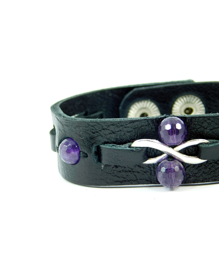 Exclusive leather bracelet "Infinity". Amethyst