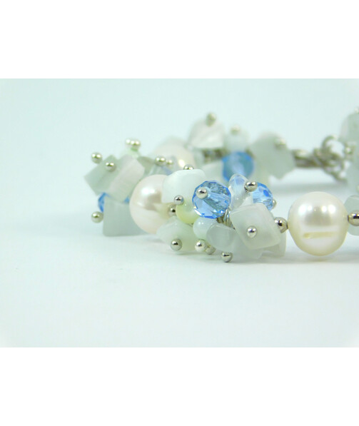 Exclusive "Blue Dew" bracelet by Perla