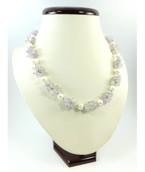 Pearl's exclusive "Pearl Symphony" necklace