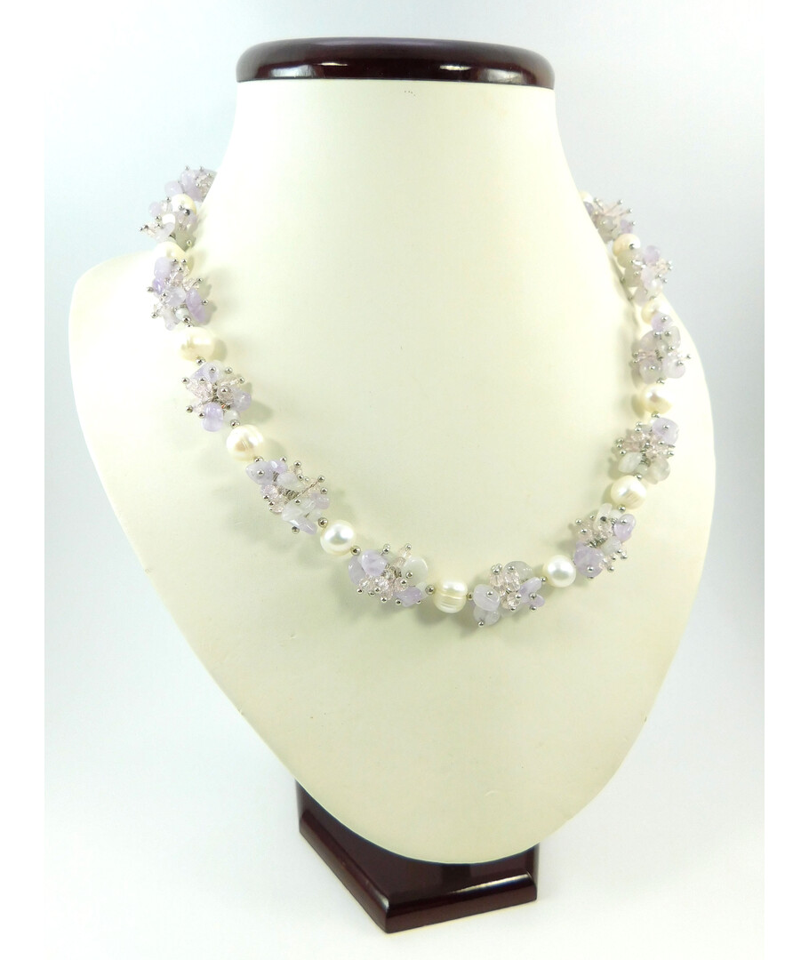 Pearl's exclusive "Pearl Symphony" necklace