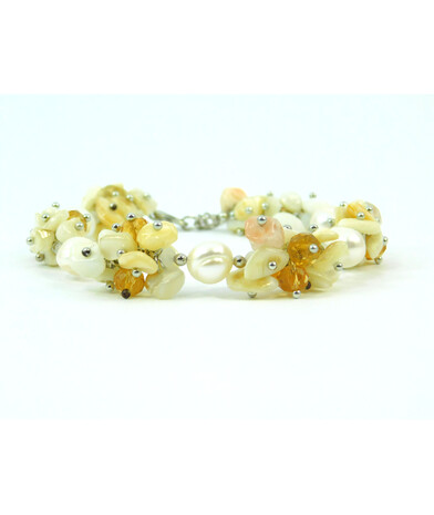 Exclusive "Pearl Symphony" bracelet, Pearls