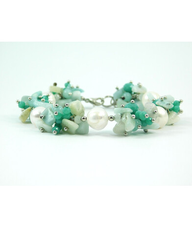 Exclusive "Pearl Symphony" bracelet, Pearls