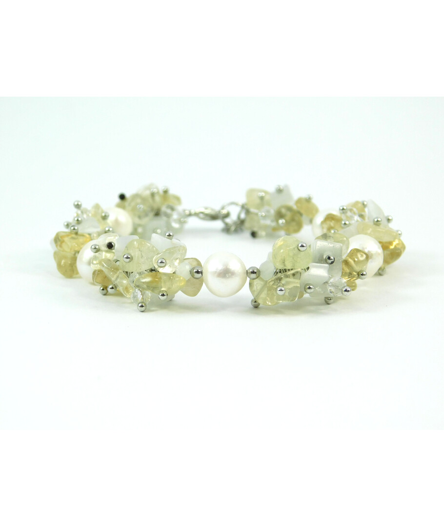 Exclusive "Pearl Symphony" bracelet, Pearls