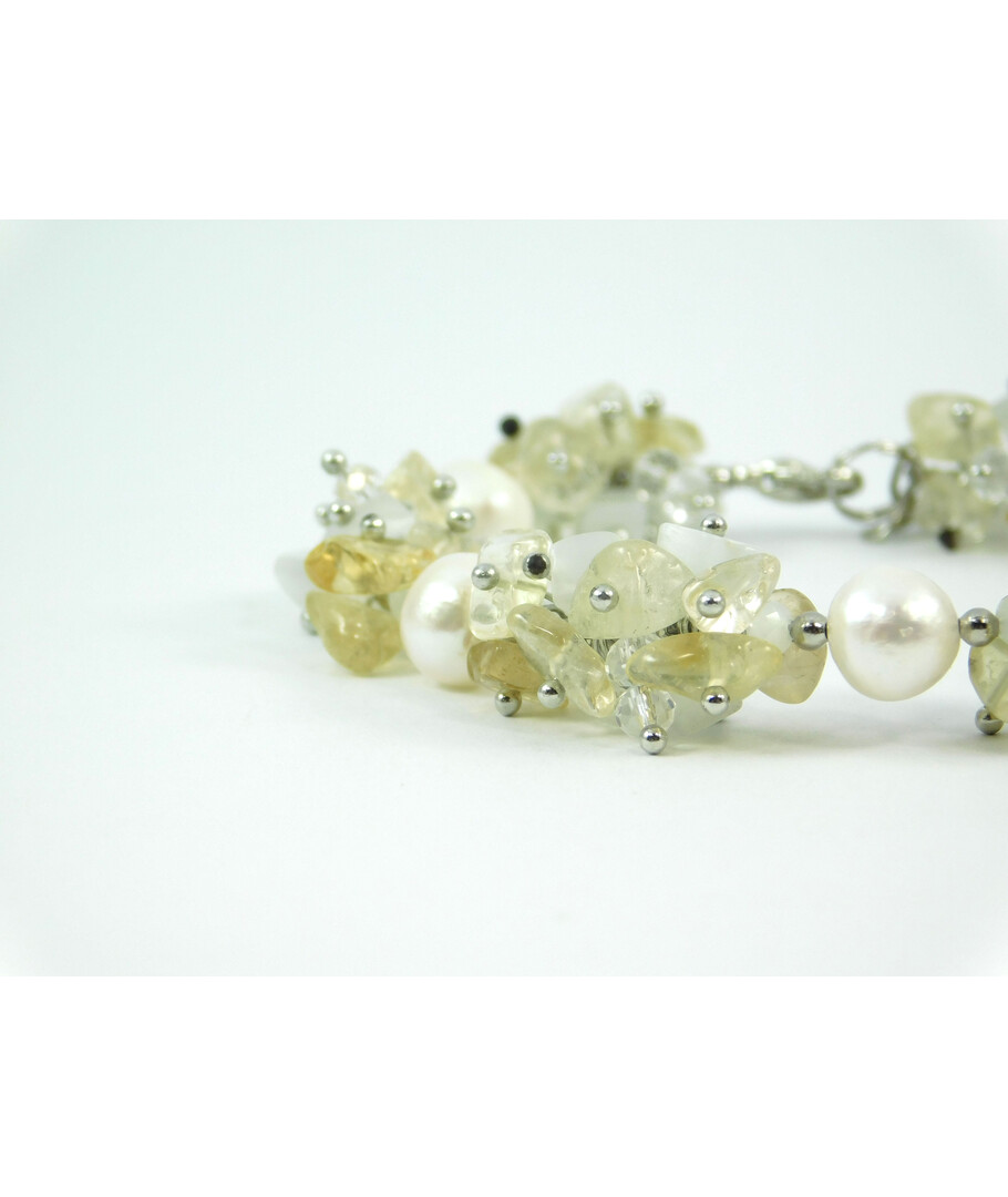 Exclusive "Pearl Symphony" bracelet, Pearls