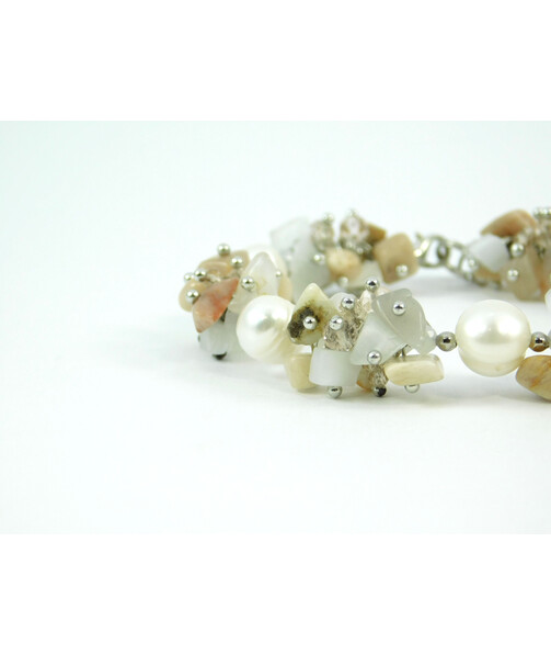 Exclusive "Pearl Symphony" bracelet, Pearls