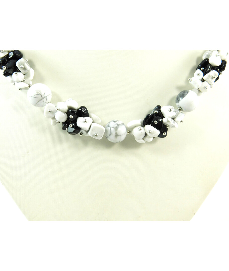 Exclusive necklace "Polar" Caholong