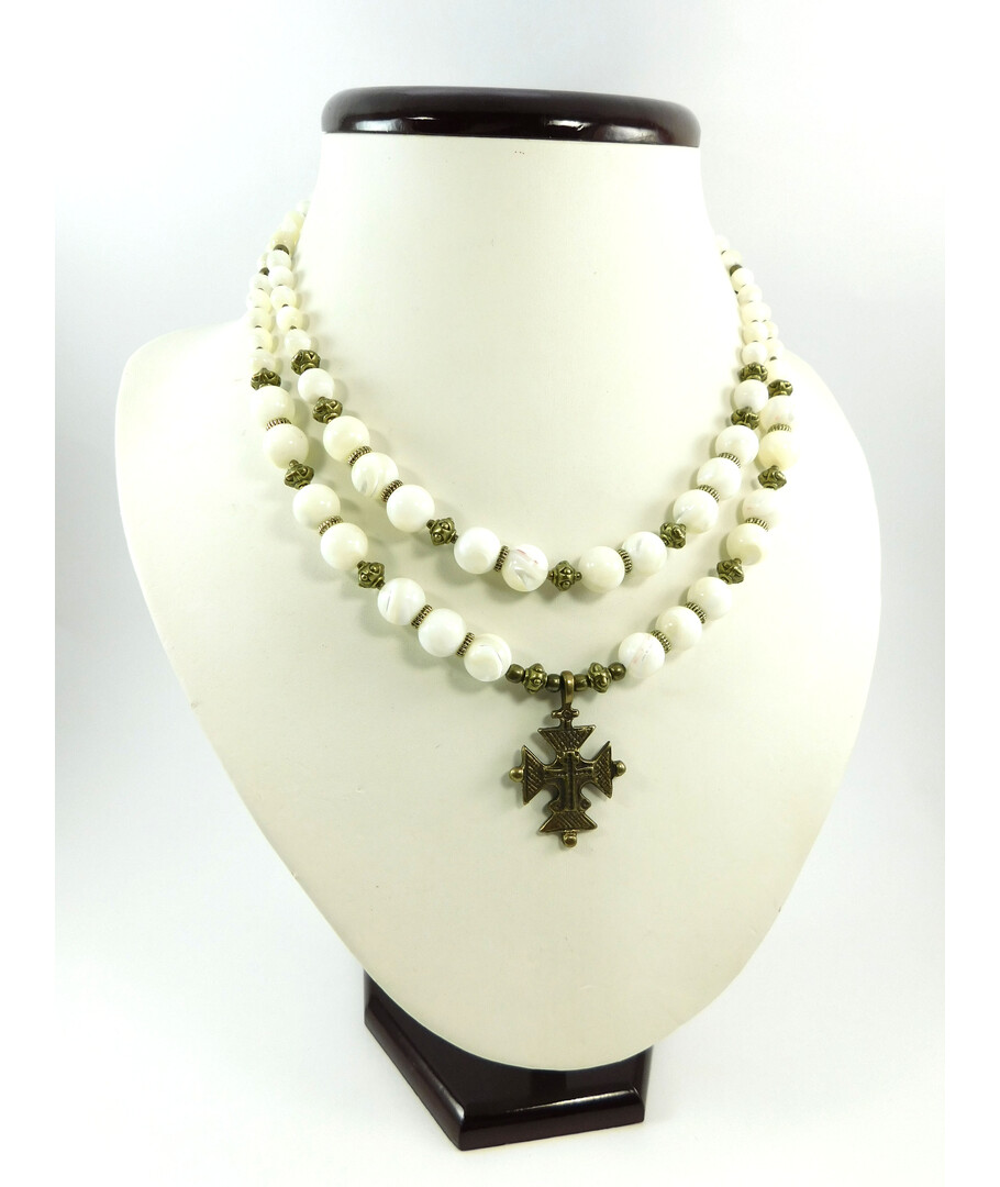 Exclusive necklace "Boda" Mother of pearl