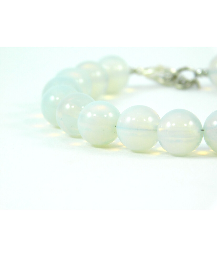 Exclusive moonstone bracelet