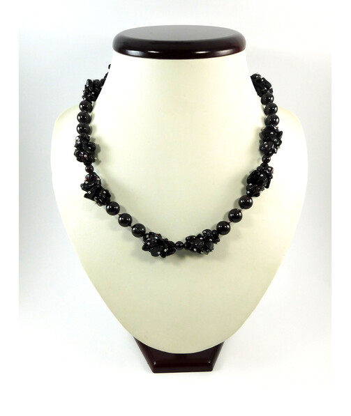 Exclusive Necklace "Black" Garnet ("Colors" Collection)